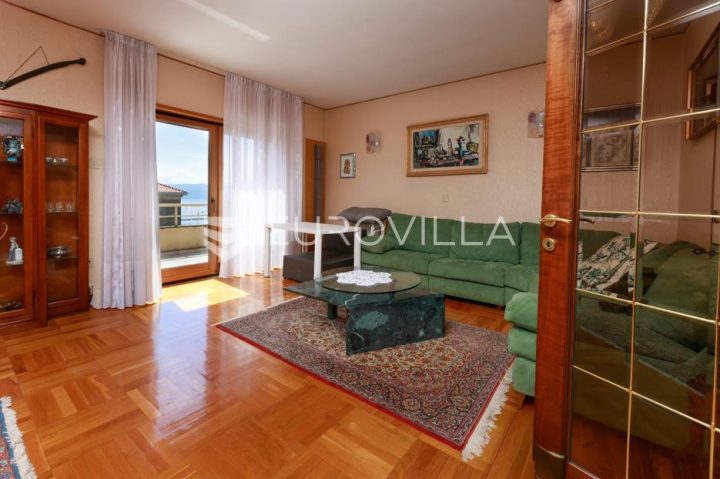 Apartma na predaj 265 m² – Kozala
