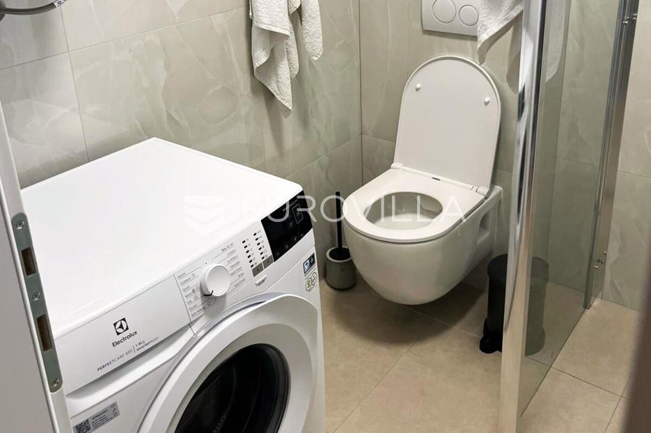 Flat For sale -  Povljana