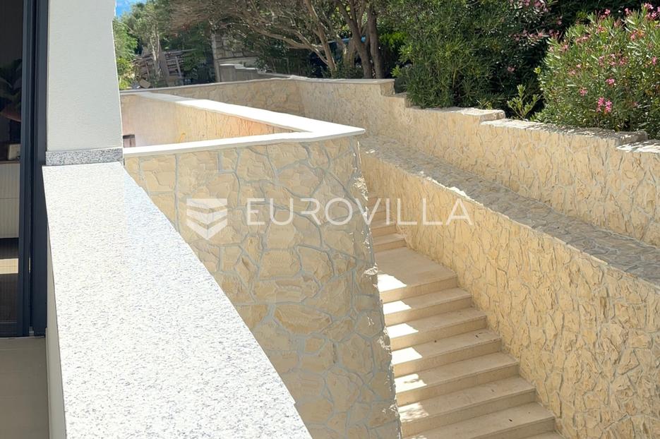 Flat For sale -  Povljana
