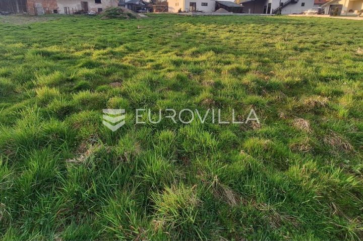 Terreno in vendita 800 m² – Donja Švarča