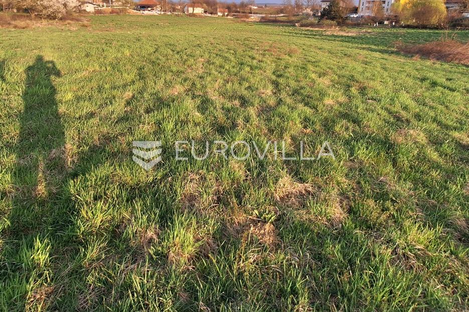 Pozemok Na predaj -  Karlovac