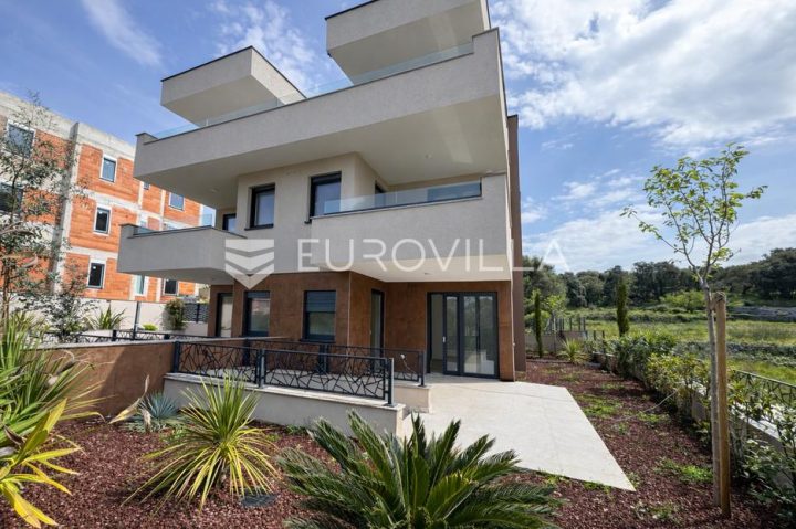 Apartma Naprodaj - Ličko-senjska Novalja - foto 2/24
