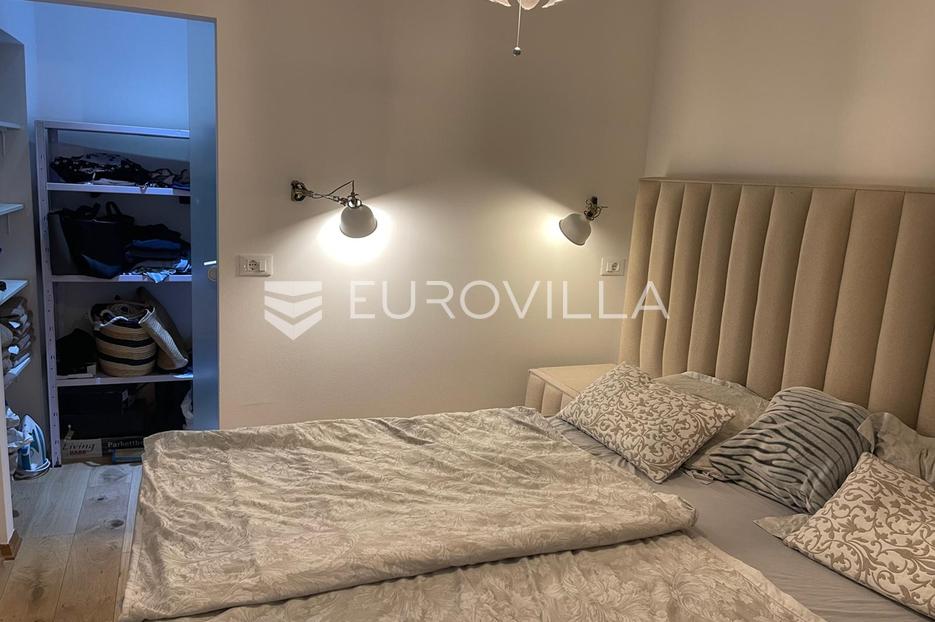 Appartamento In vendita -  Zadar