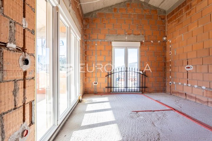 Haus Zu verkaufen - Splitsko-dalmatinska Trogir - foto 5/6