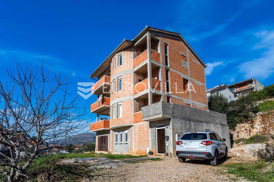 House For sale - Splitsko-dalmatinska Trogir - foto 1/6