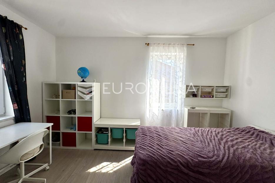 Appartamento In vendita -  Pula