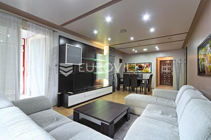 Flat for sale 69 m² – Sjenjak