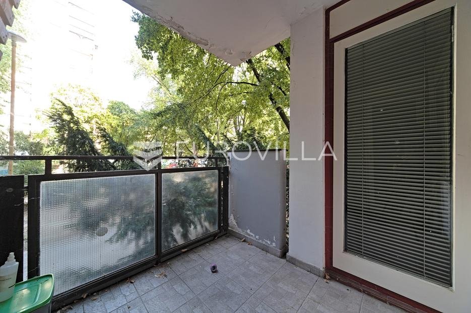 Appartement À vendre - Osječko-baranjska Osijek