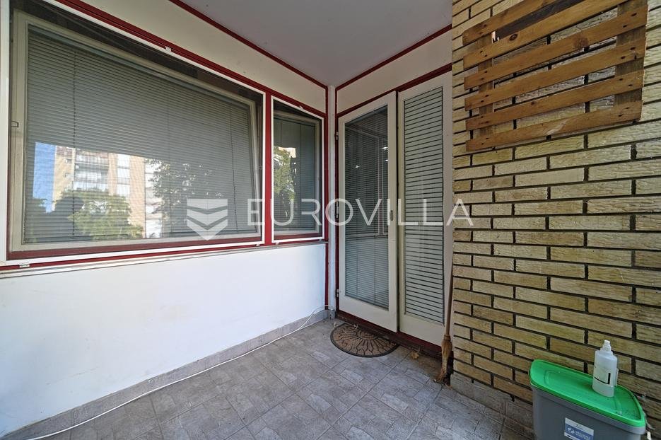 Appartement À vendre - Osječko-baranjska Osijek