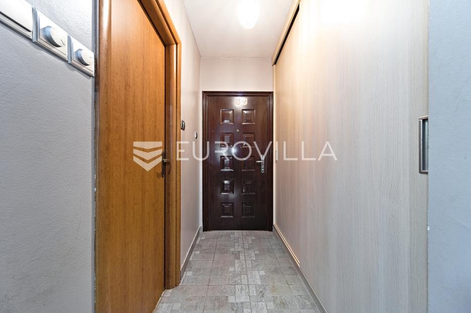 Appartement À vendre - Osječko-baranjska Osijek