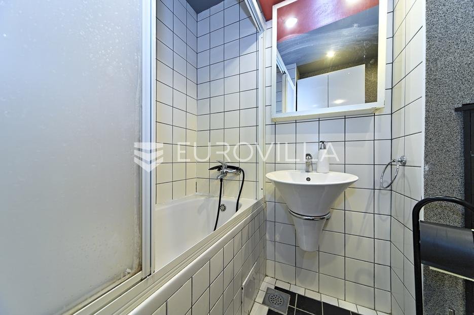 Appartement À vendre - Osječko-baranjska Osijek