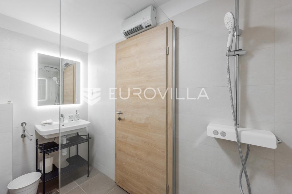 Maison À vendre - Istarska Umag