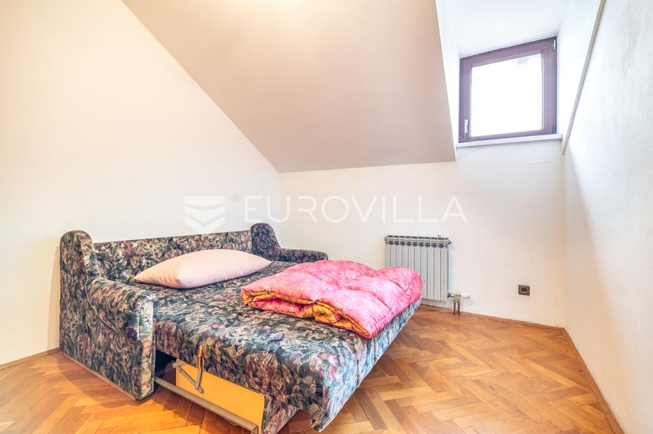 House For sale - Grad Zagreb Gornja Dubrava