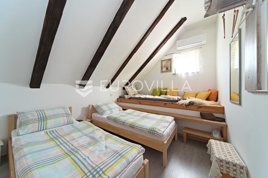 Business premises For sale -  Kneževi Vinogradi