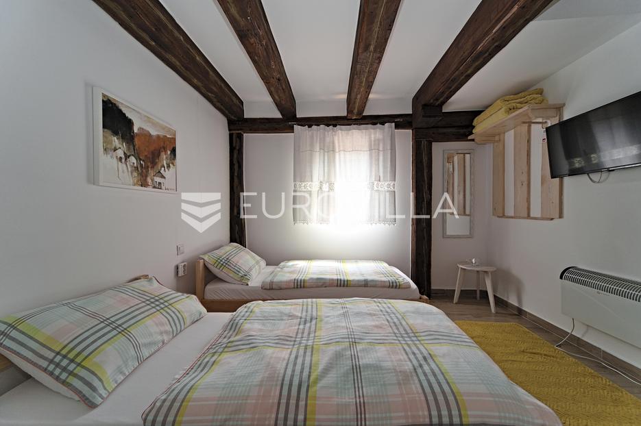 Business premises For sale -  Kneževi Vinogradi