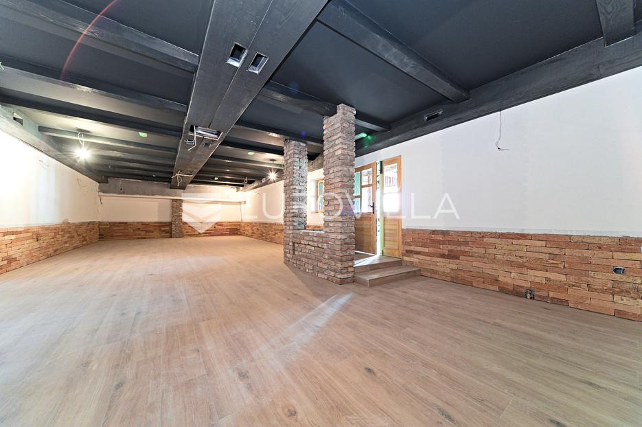 Business premises For sale -  Kneževi Vinogradi