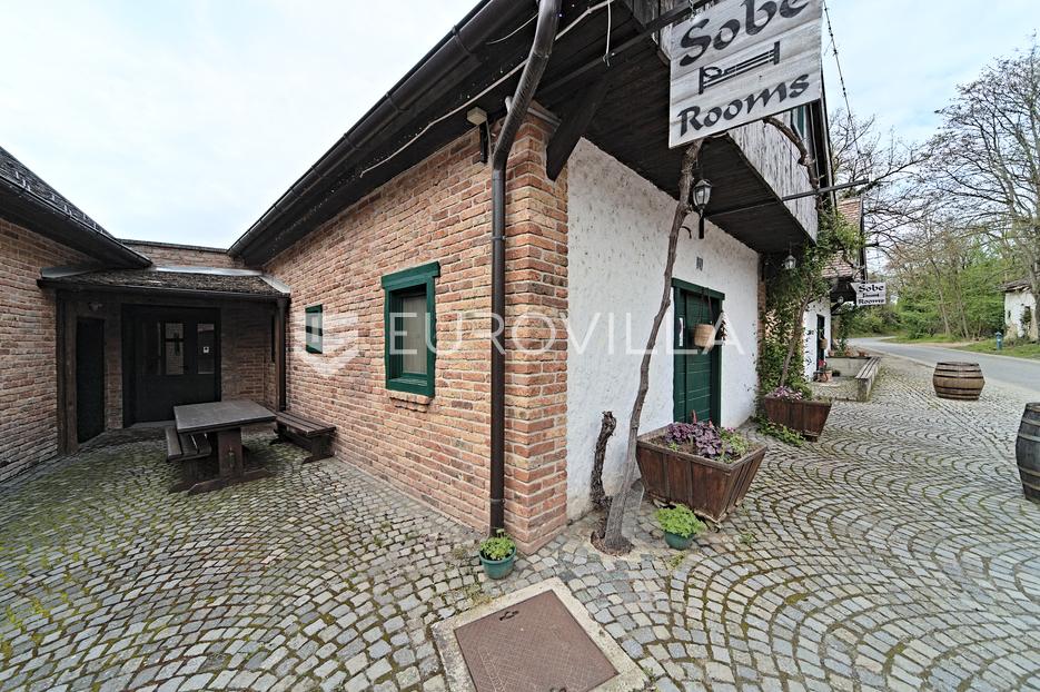 Business premises For sale - Kneževi Vinogradi - foto 4/37