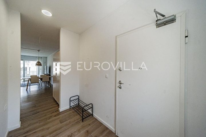 Stan na prodaju 86 m² – Korčula
