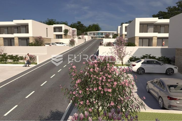 Pozemek na prodej 11235 m² – Petrača