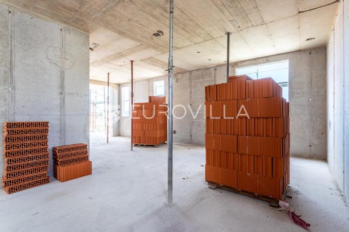 Apartmán na prodej 46 m² – Trogir