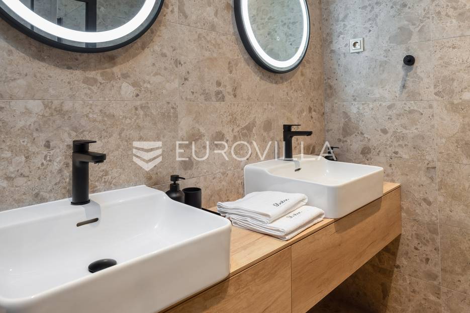 House For sale -  Marina
