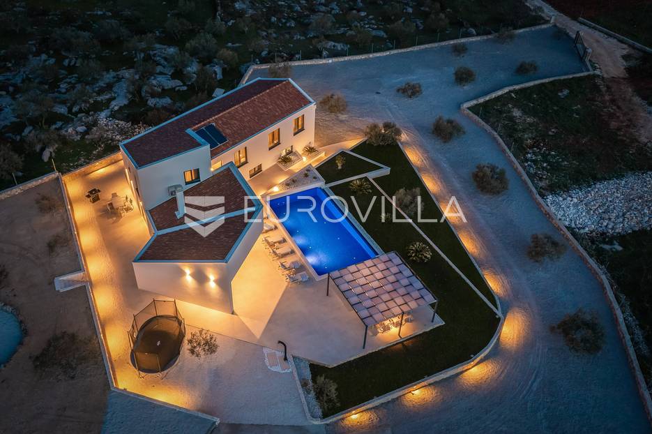 House For sale -  Marina