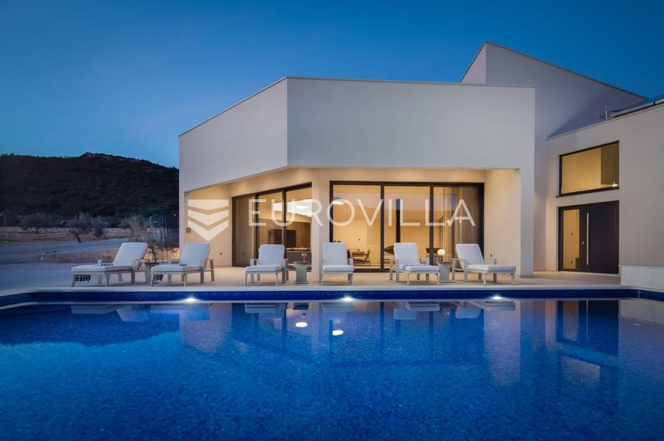 House For sale -  Marina