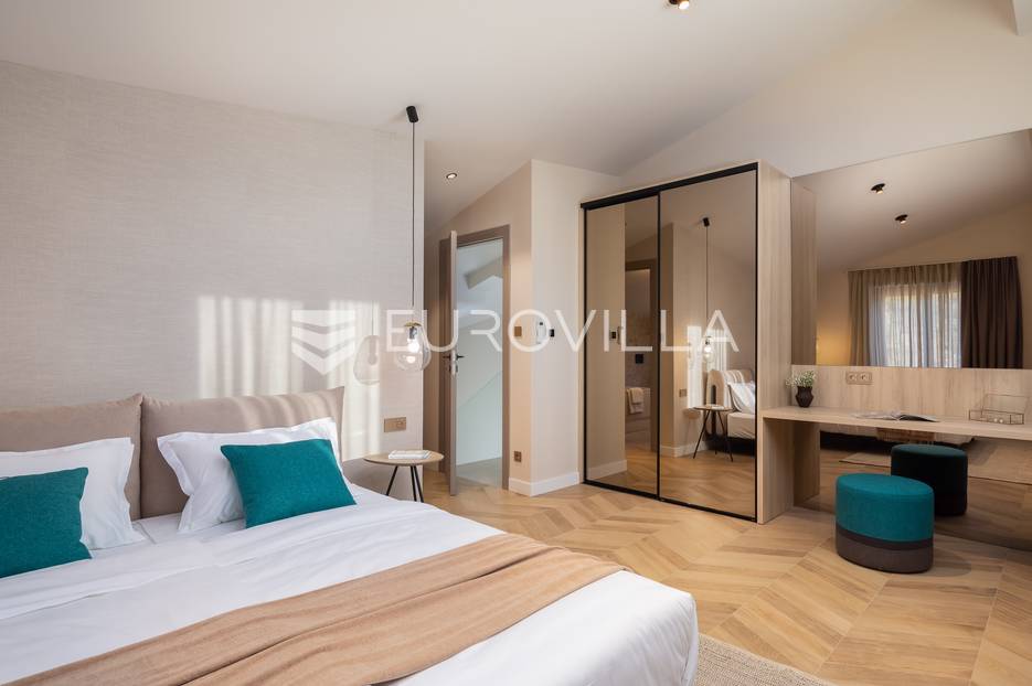 House For sale -  Marina