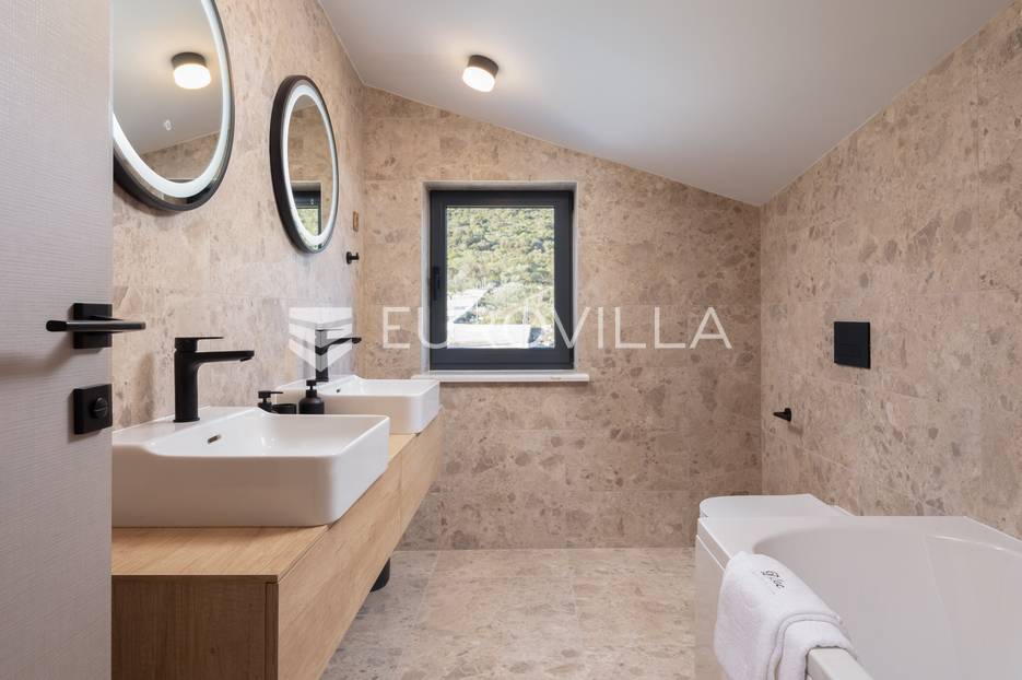 House For sale -  Marina