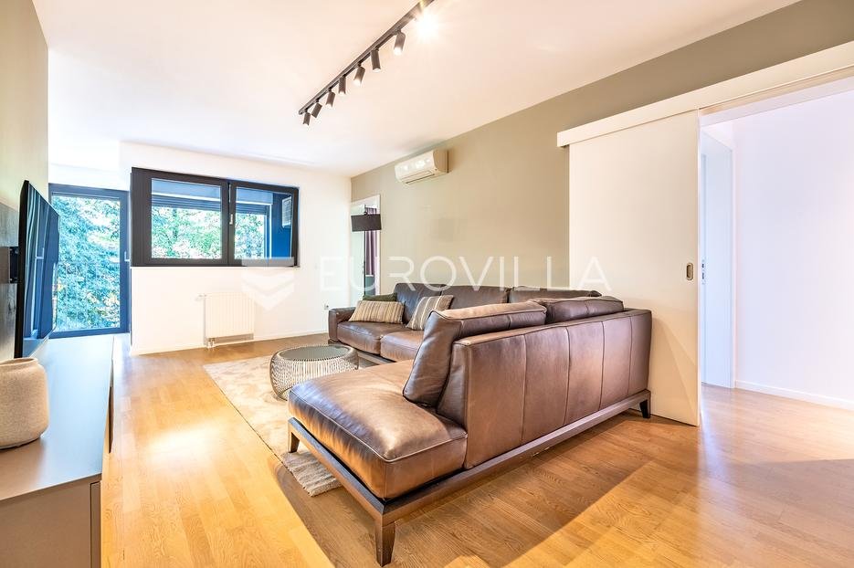 Appartement À louer - Grad Zagreb Maksimir