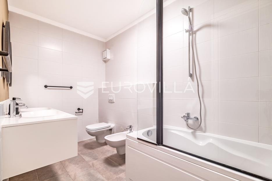 Appartement À louer - Grad Zagreb Maksimir
