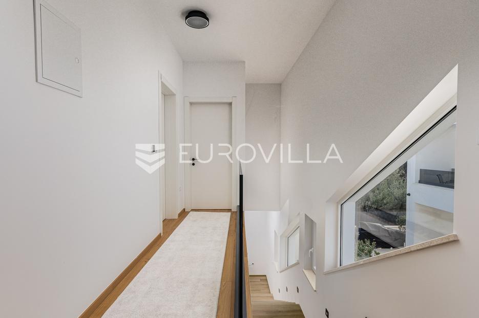 Casa In vendita -  Medulin