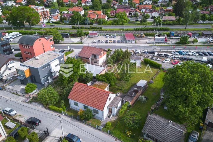 Dom na predaj 100 m² – Podsused