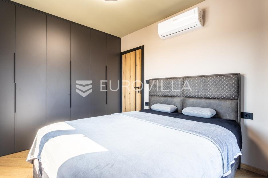 Flat For sale - Splitsko-dalmatinska Split