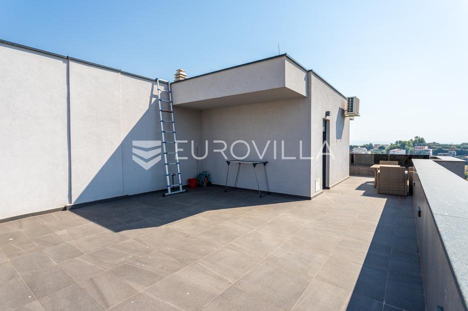 Flat For sale - Splitsko-dalmatinska Split