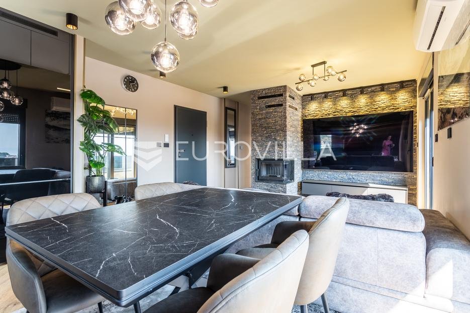 Flat For sale - Splitsko-dalmatinska Split