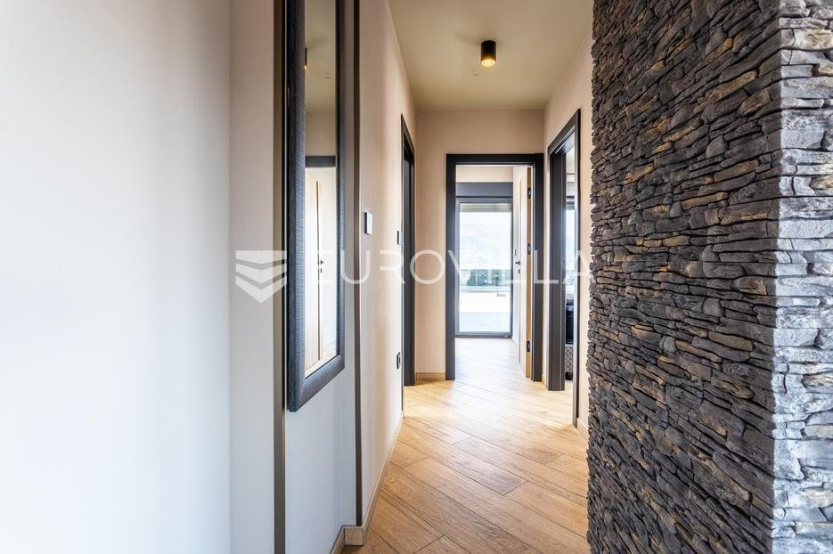 Flat For sale - Splitsko-dalmatinska Split