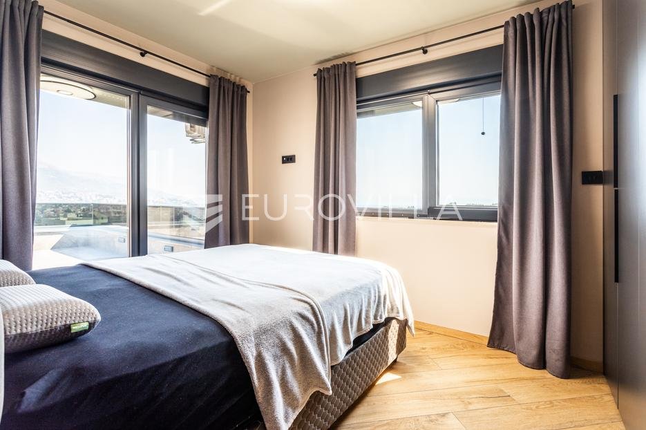 Flat For sale - Splitsko-dalmatinska Split