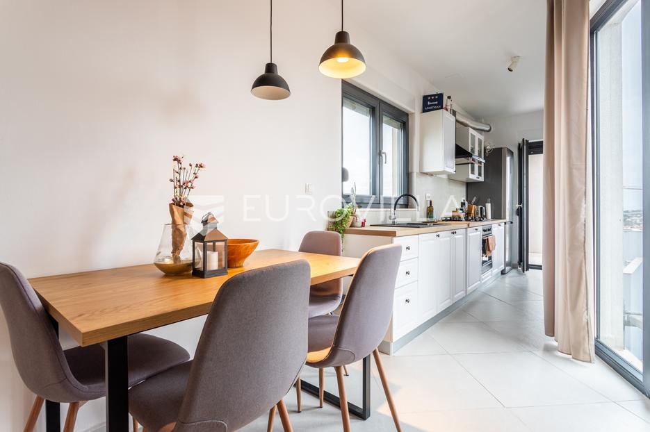 Flat For rent - Splitsko-dalmatinska Podstrana