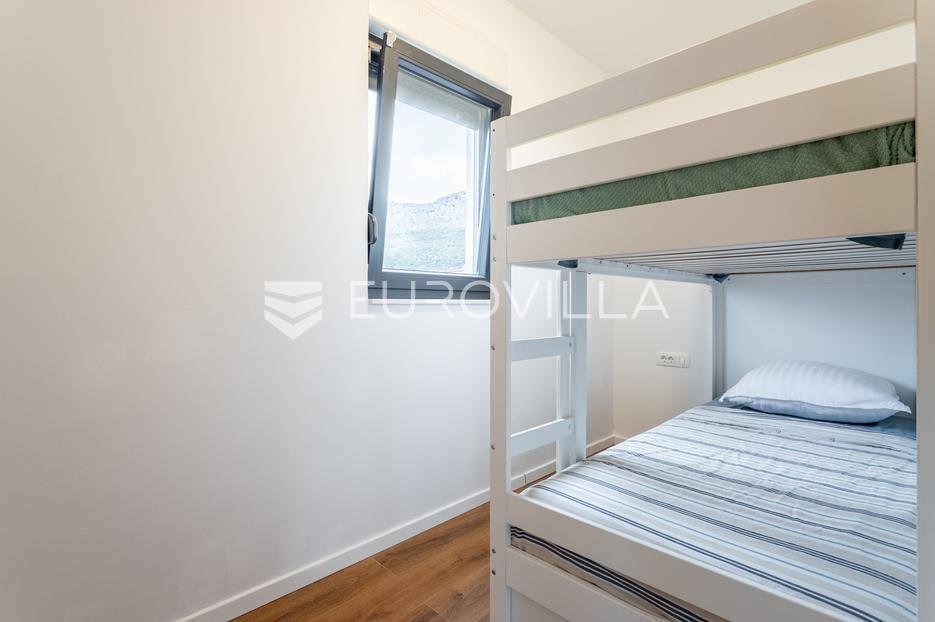 Flat For rent - Splitsko-dalmatinska Podstrana