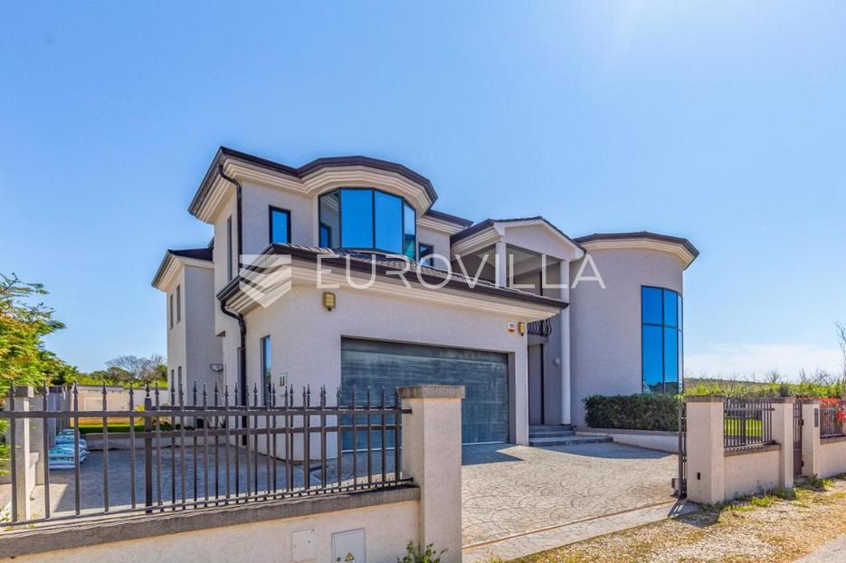 Casa In vendita - Istarska Medulin - foto 1/18