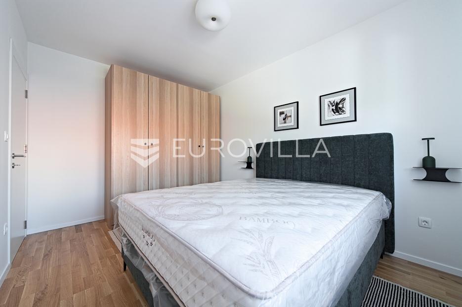 Appartement À vendre - Osječko-baranjska Osijek - foto 4/12
