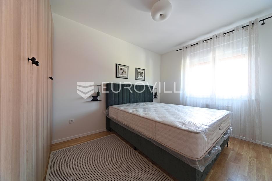 Appartement À vendre - Osječko-baranjska Osijek - foto 5/12
