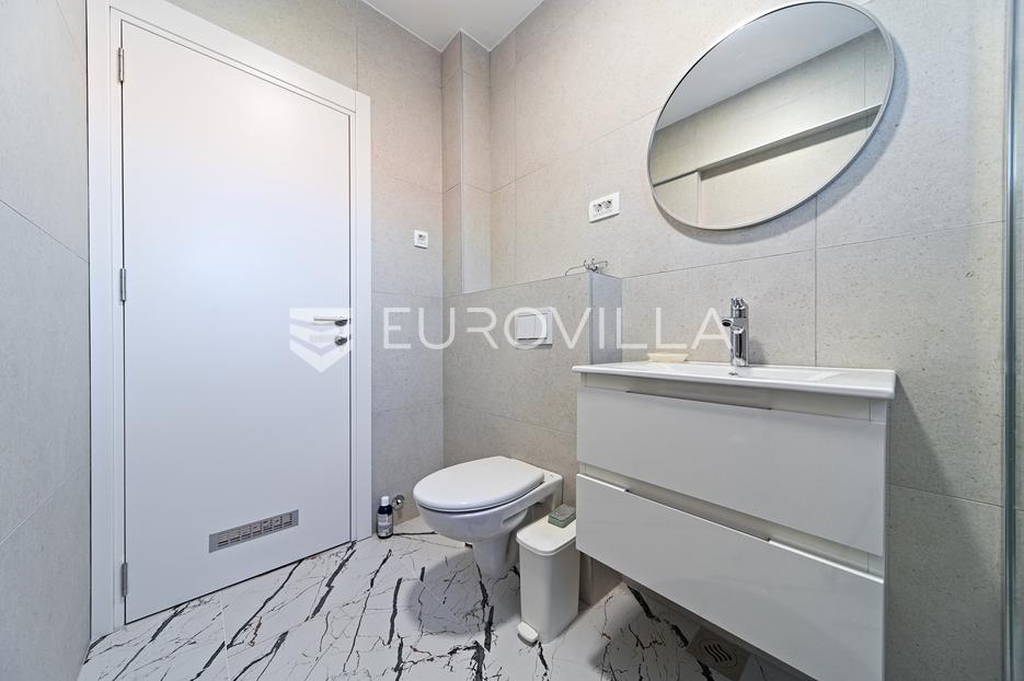 Appartement À vendre - Osječko-baranjska Osijek