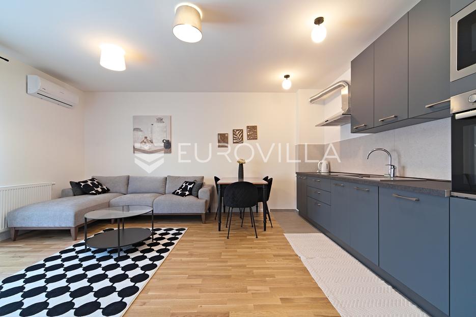 Appartement À vendre - Osječko-baranjska Osijek