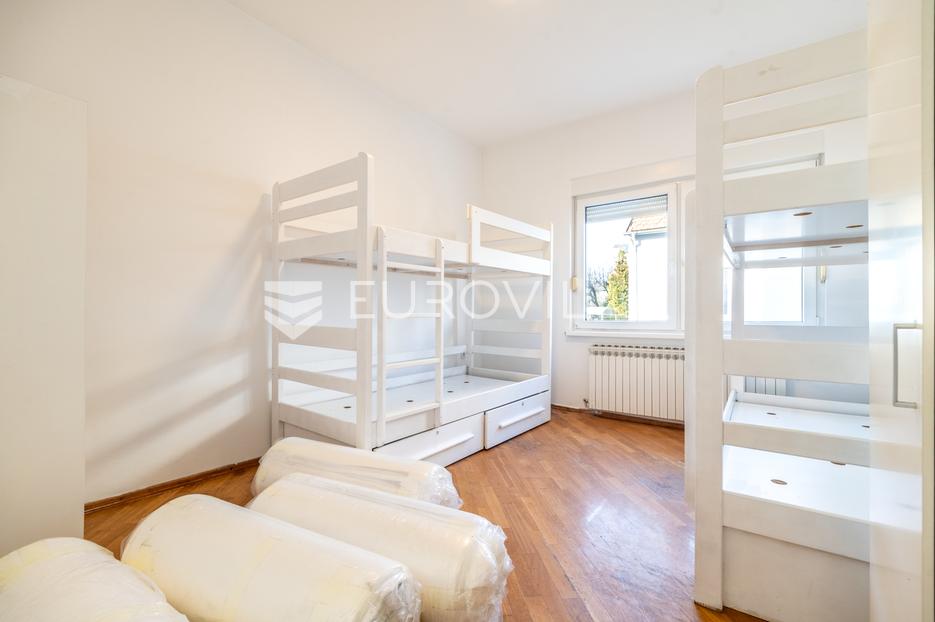 Casa In vendita -  Trešnjevka - Sjever