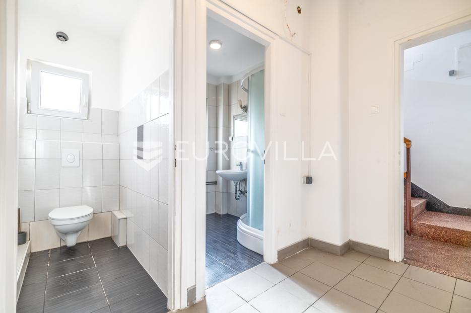 Casa In vendita -  Trešnjevka - Sjever