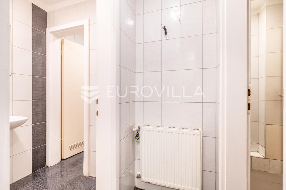 Casa In vendita -  Trešnjevka - Sjever