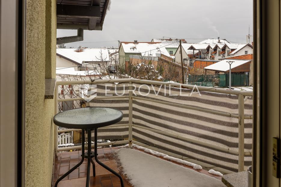 Maison À vendre -  Slavonski Brod
