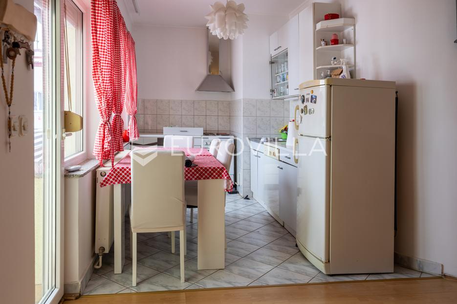 Maison À vendre -  Slavonski Brod